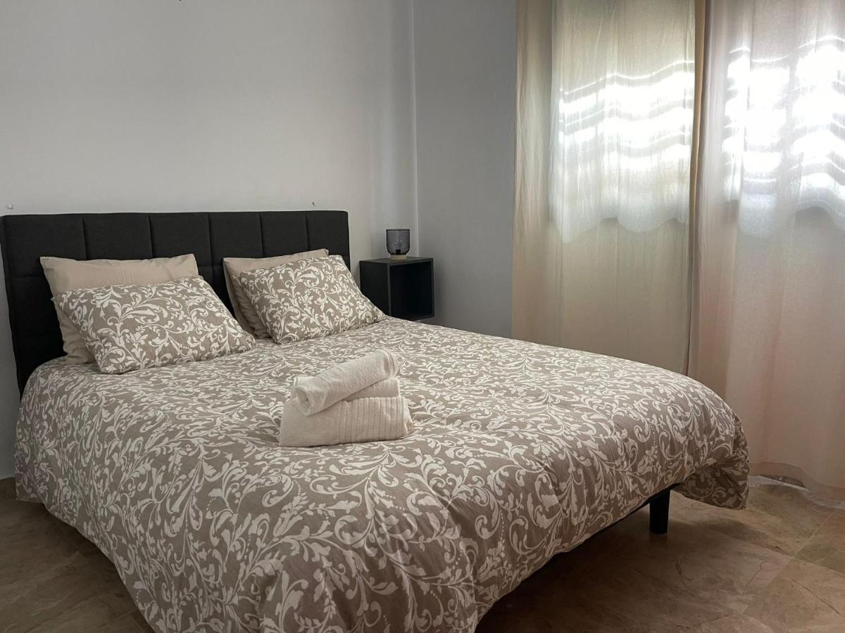 Hotel Astral-Habitacion Doble Privada En Casa Compartida-Uebica2 Mairena del Aljarafe Esterno foto